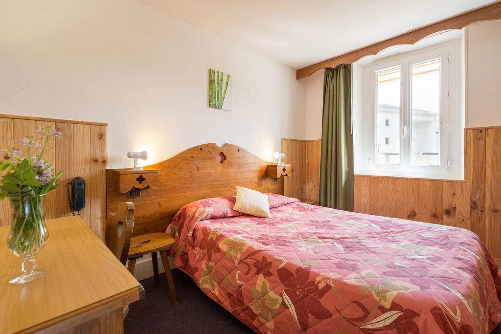 Hotel Du Soleil Дивон ле Бен Екстериор снимка
